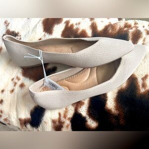 Old Navy- Rothy Style -Soft-Knit Pointed-Toe Ballet Flats- Size 7 - Cream